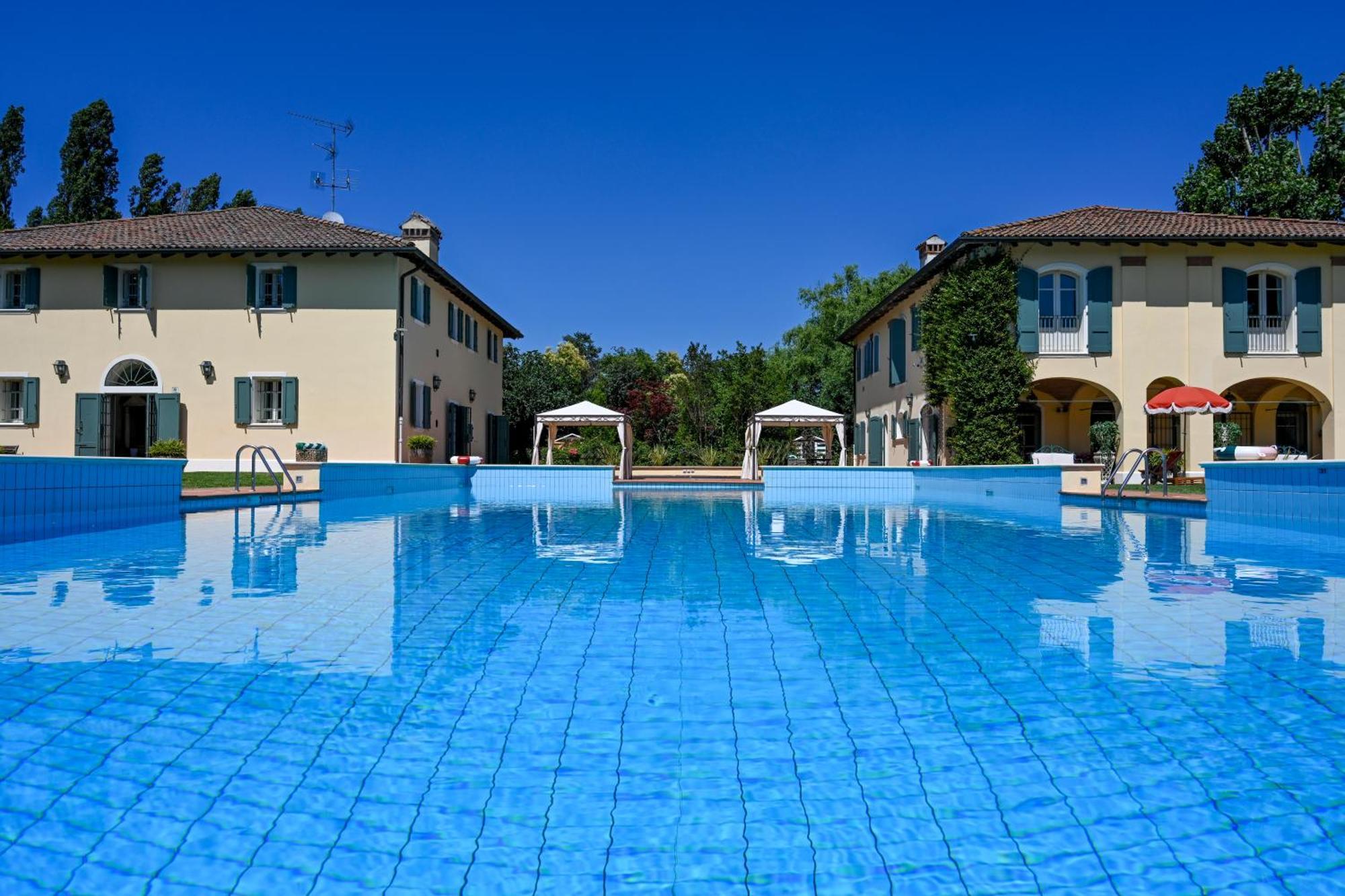 Elizabeth Country House, A Member Of Design Hotels Minerbio ภายนอก รูปภาพ